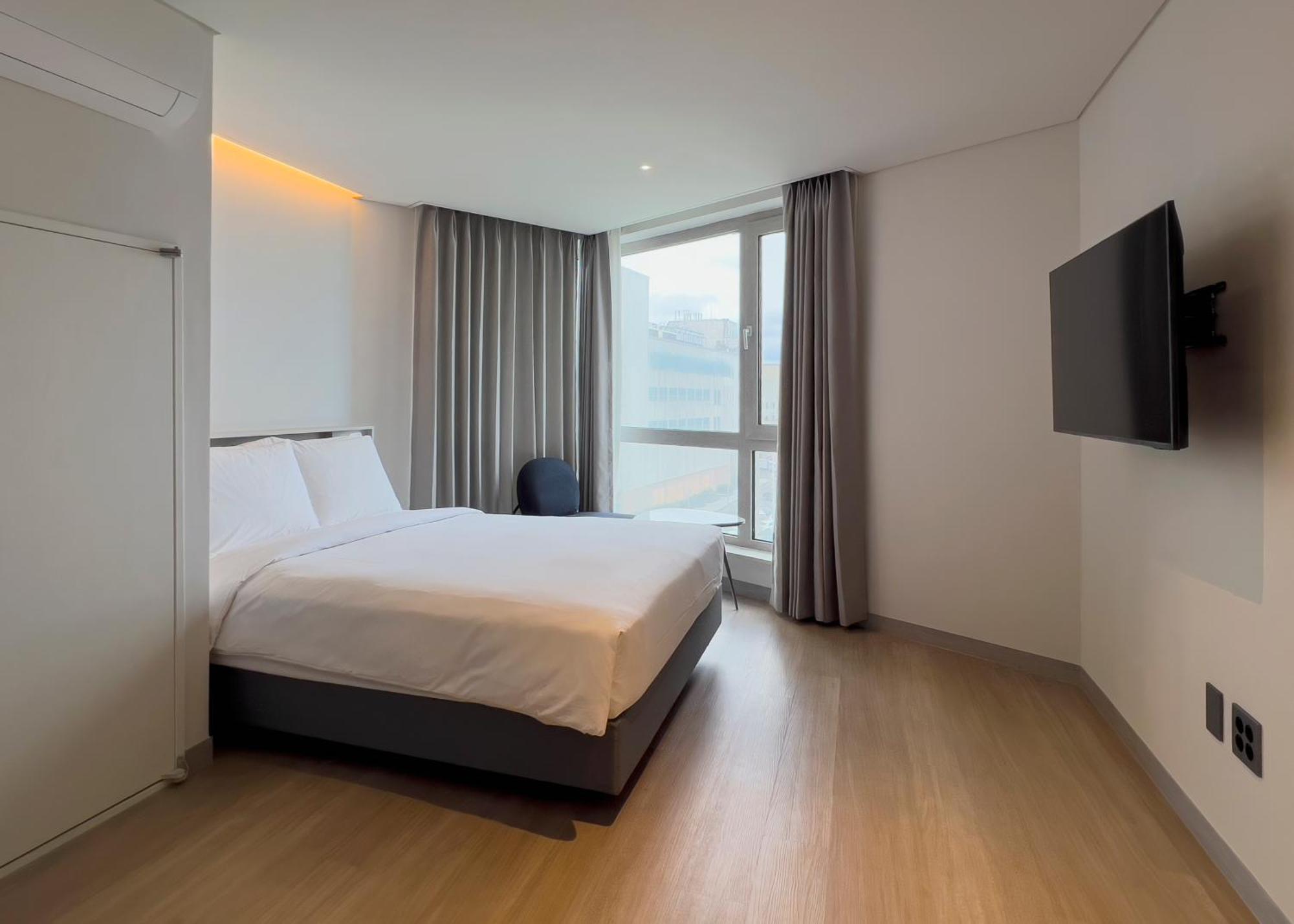 Ocean Suites Jeju Hotel Exterior photo