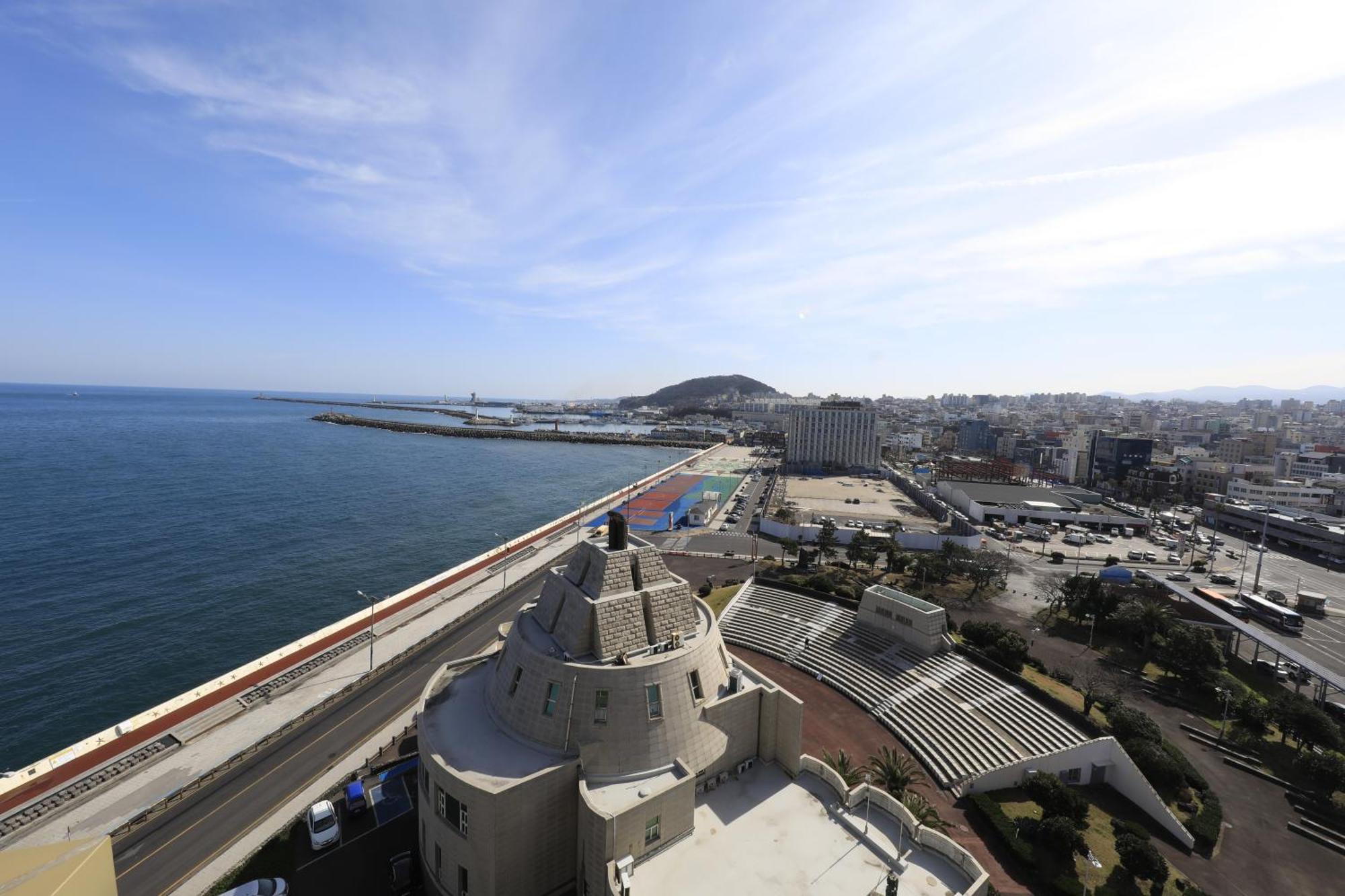 Ocean Suites Jeju Hotel Exterior photo